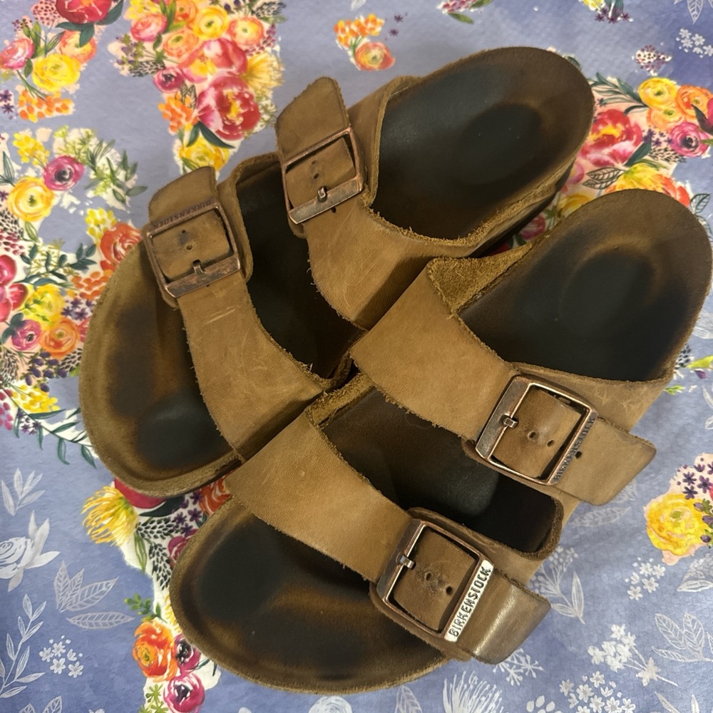 Size 8 Woman’s Birkenstock Sandals
